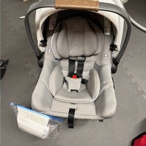 Nuna Pipa Urbn Urban Gray Infant Baseless Car Seat with latches for car